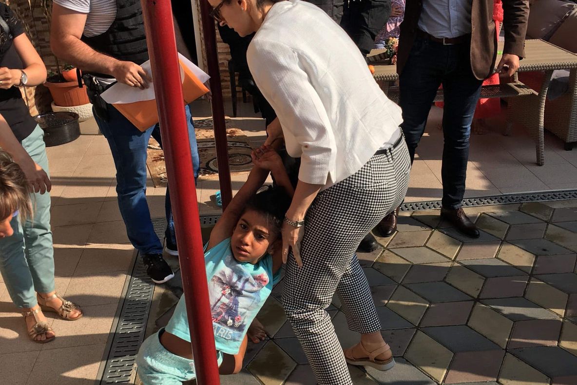 O comisie de la CJ Mehedinți va verifica modul cum s-a derulat activitatea DGASPC în plasamentul fetiței de la Baia de Aramă