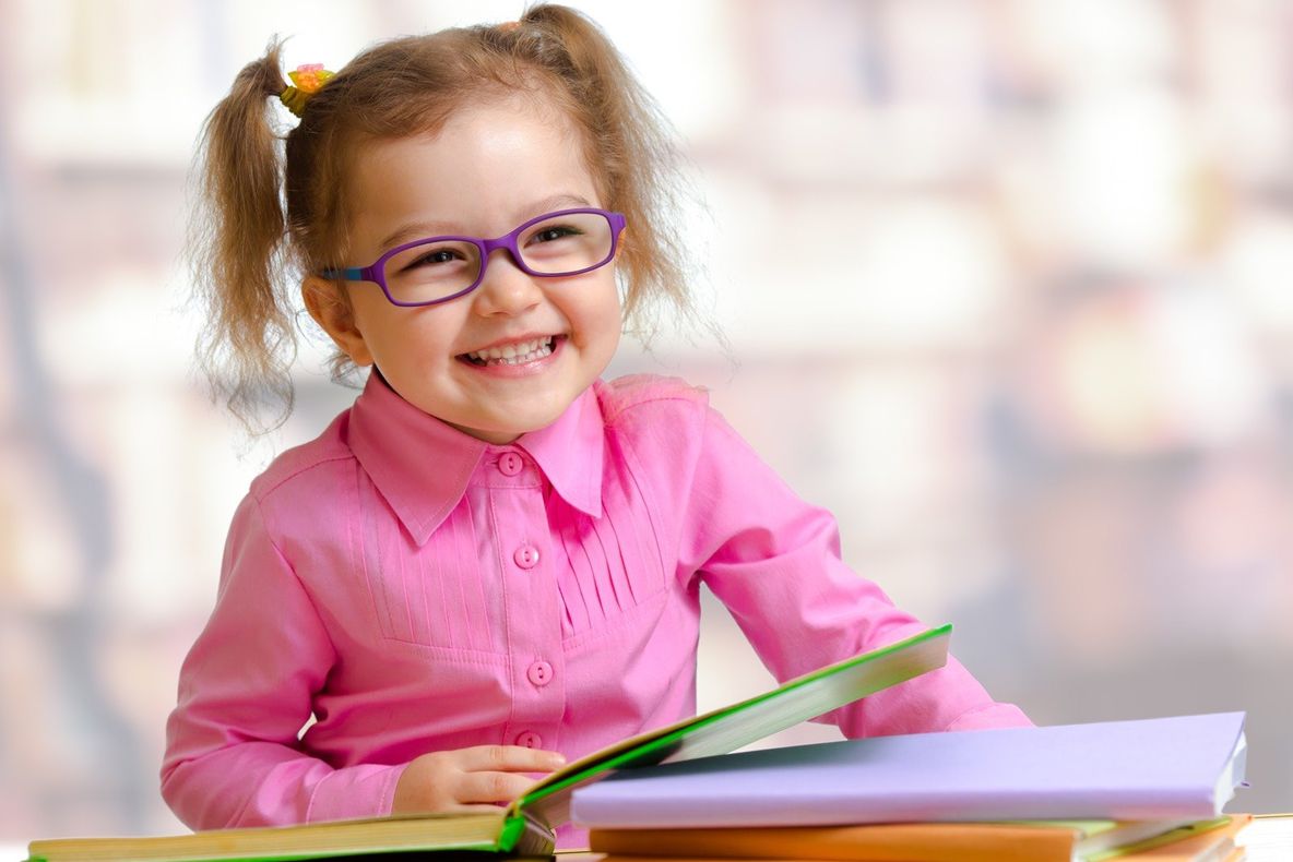 Viceprimarul Daniel Cîrjan: Aproximativ 3.000 de elevi severineni au beneficiat de consultații oftalmologice gratuite