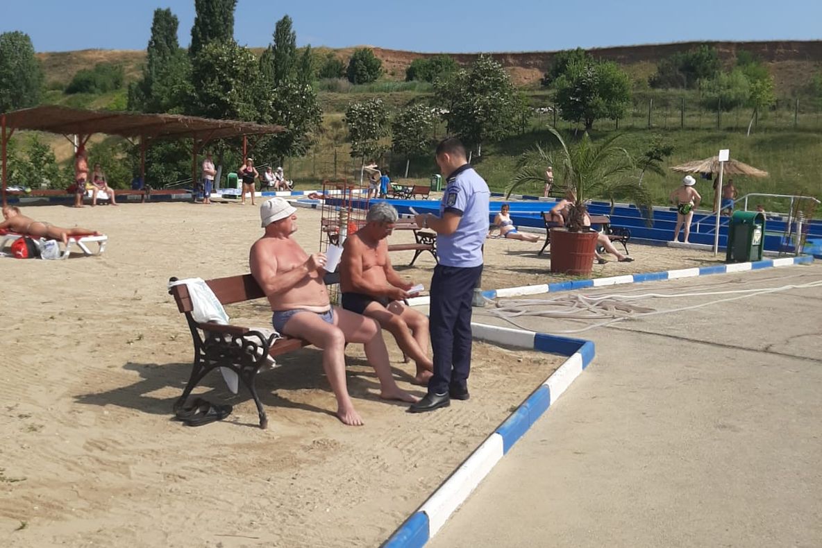 Ștrandul termal de la Schela Cladovei, în atenția polițiștilor
