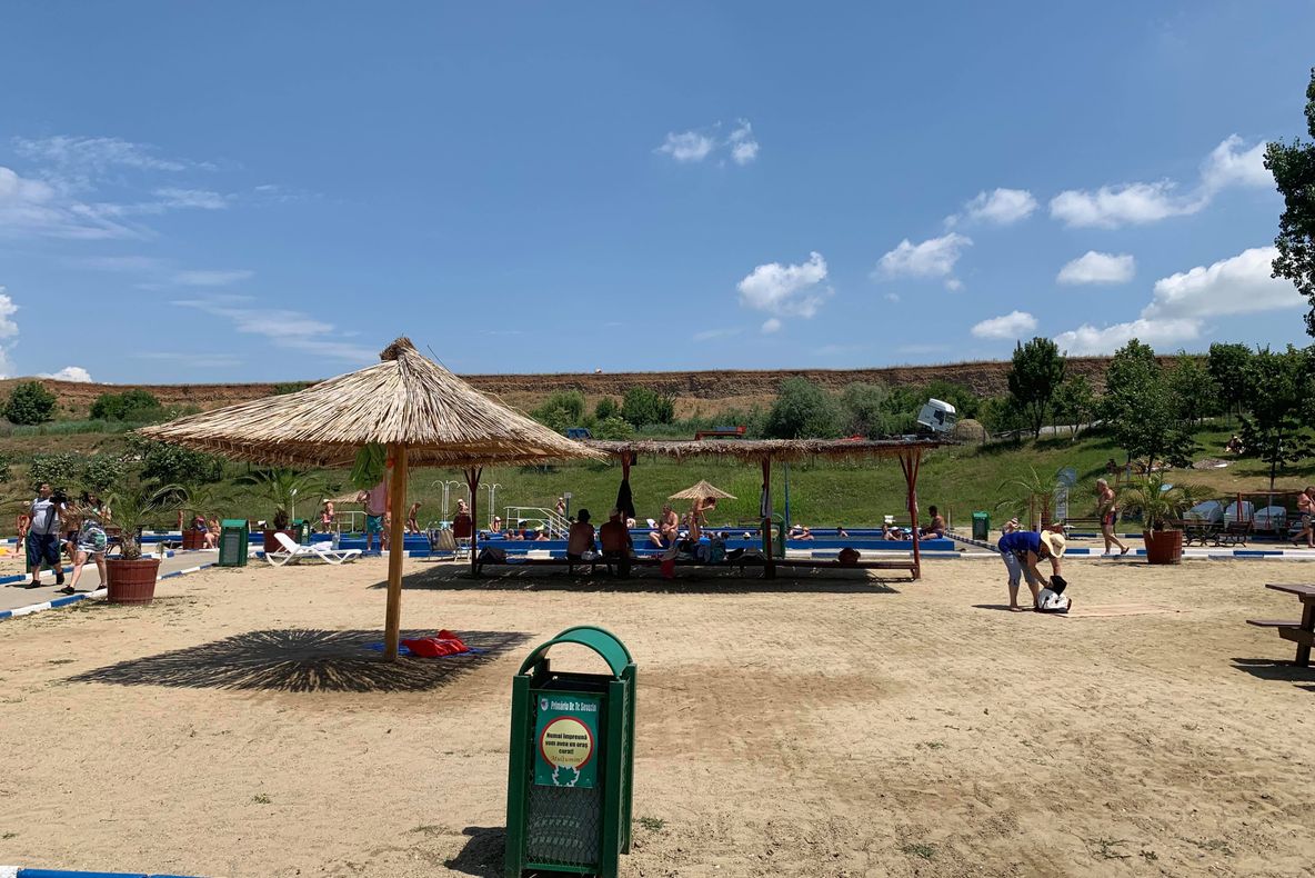 Copiii sub 10 ani au acces gratuit la Ștrandul Municipal Schela Cladovei