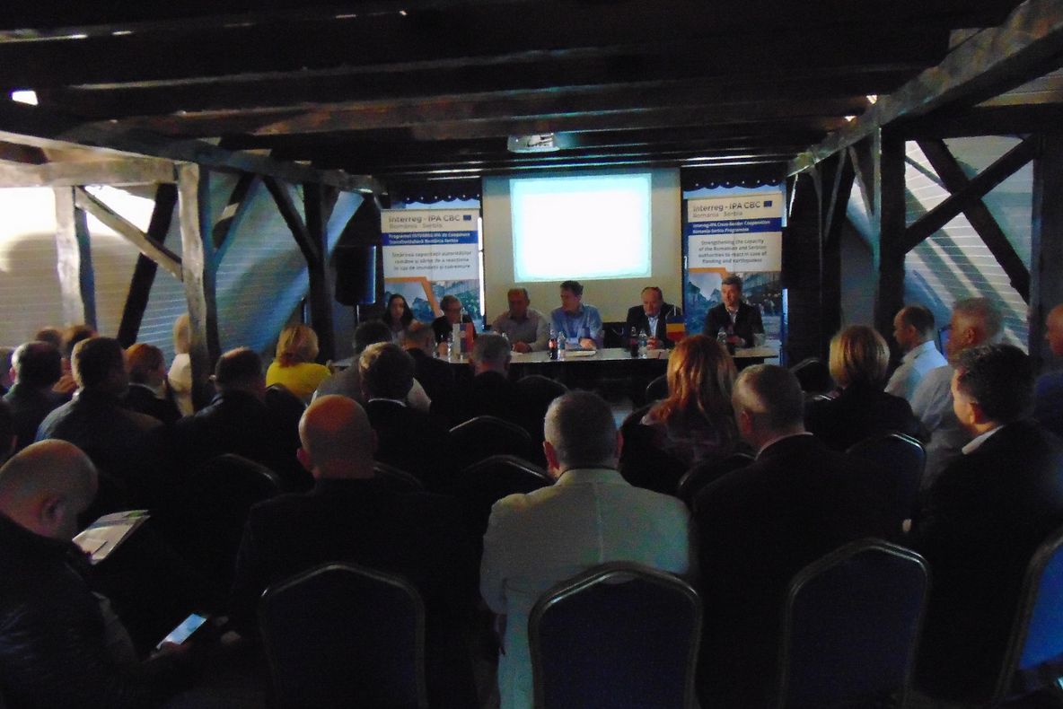 Seminar româno-sârb în domeniul situaţiilor de urgenţă la Ponoarele