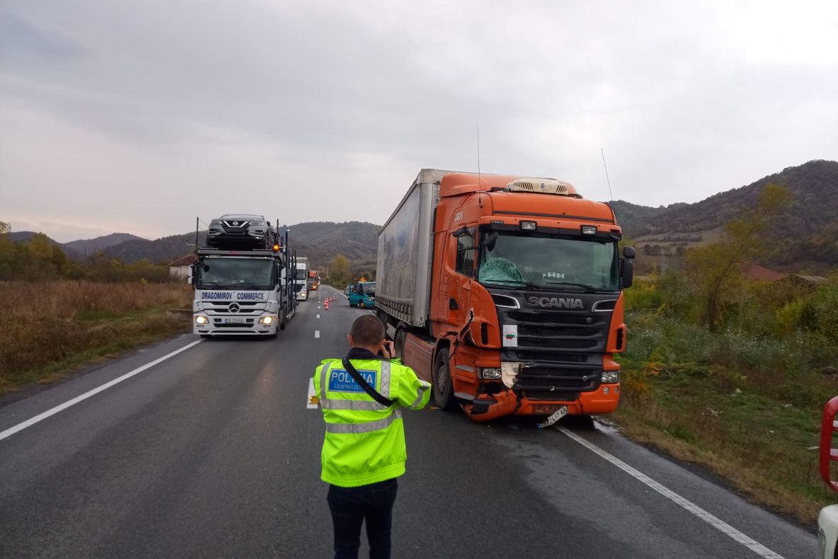 Trafic blocat pe DN 6, între Orșova și Caransebeș