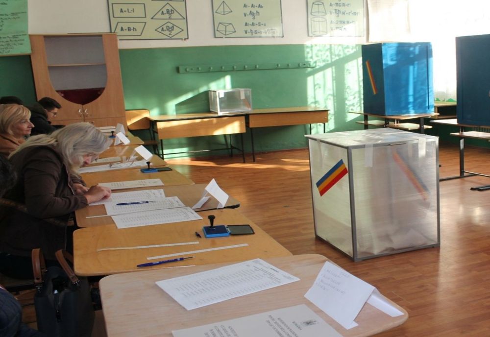 PESTE 290.000 DE ALEGĂTORI SUNT AȘTEPTAȚI LA URNE ÎN MEHEDINȚI