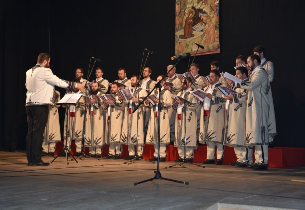  "Vin colindătorii, cum veneau odată!", tradiţionalul concert de colinde al Corului Kinonia