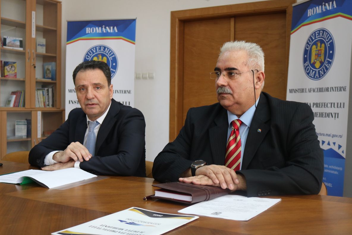 S-a întrunit comisia pentru implementarea Programului pentru școli al României în județul Mehedinți