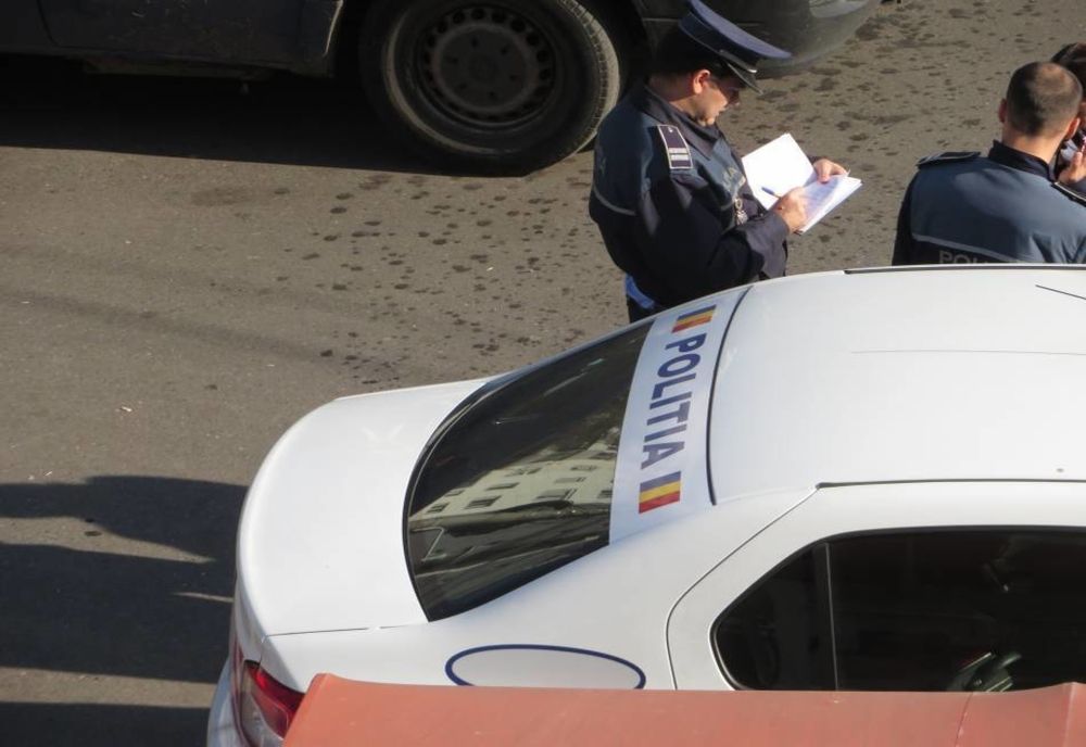 Conflict spontan într-un cafe-bar din Turnu Severin. Protagoniștii amendați de poliție