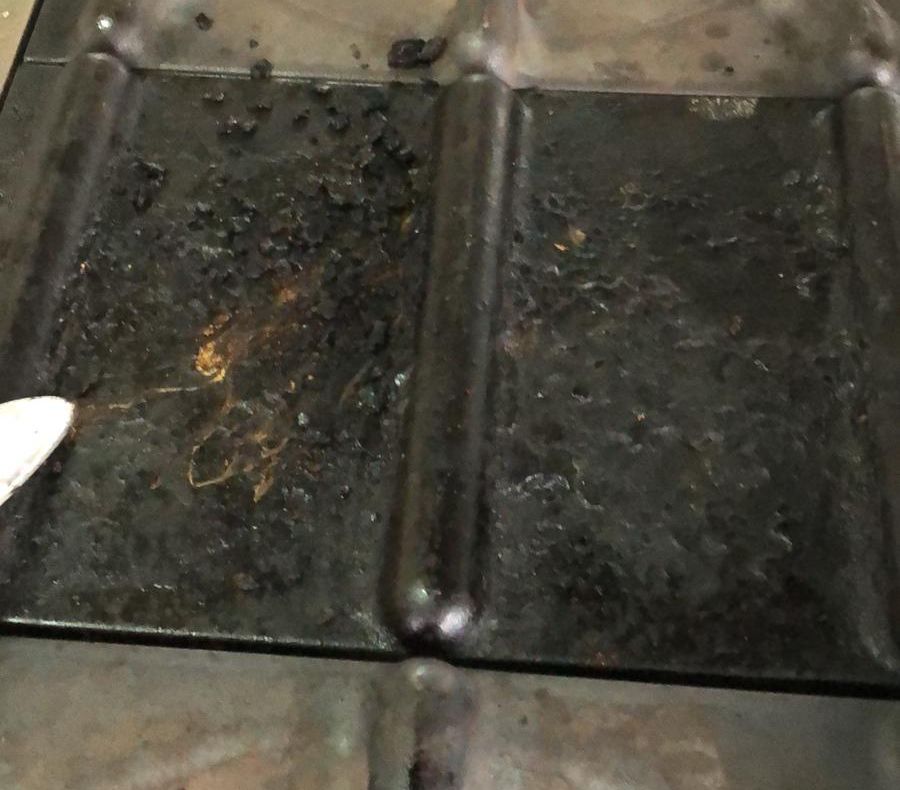 VIDEO La Spitalul Județean de Urgențe din Turnu Severin mâncarea pacienților este transportată pe la subsolul clădirii