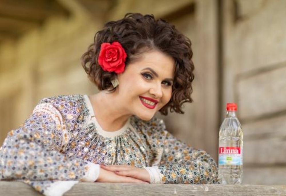 Gest de solidaritate civică din partea celebrei interprete de muzică populară Niculina Stoican 