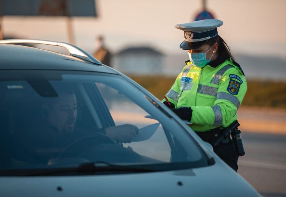 Sancțiuni aspre pentru cei care încalcă măsurile privind restricționarea circulației. La cât se ridică suma totală 