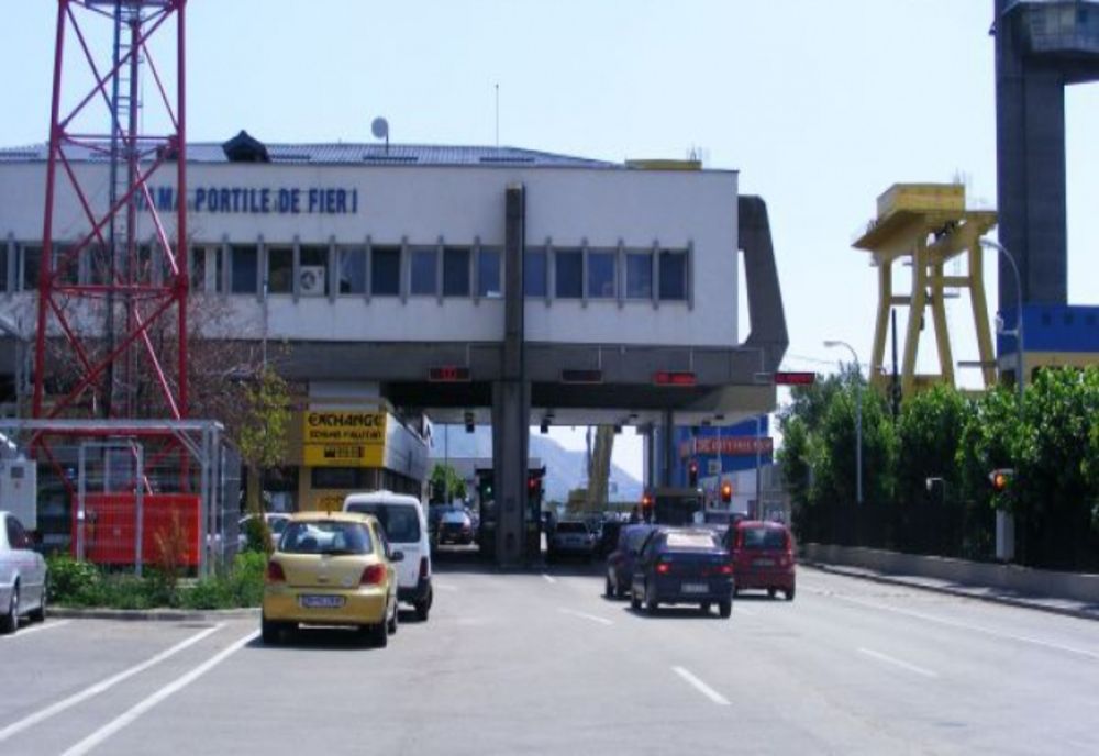 Lucrătorii transfrontalieri, exceptaţi de la izolare sau carantină în Vama Porțile de Fier I 