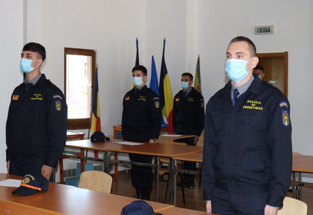 O nouă promoţie de elevi a depus jurământul de credinţă faţă de ţară