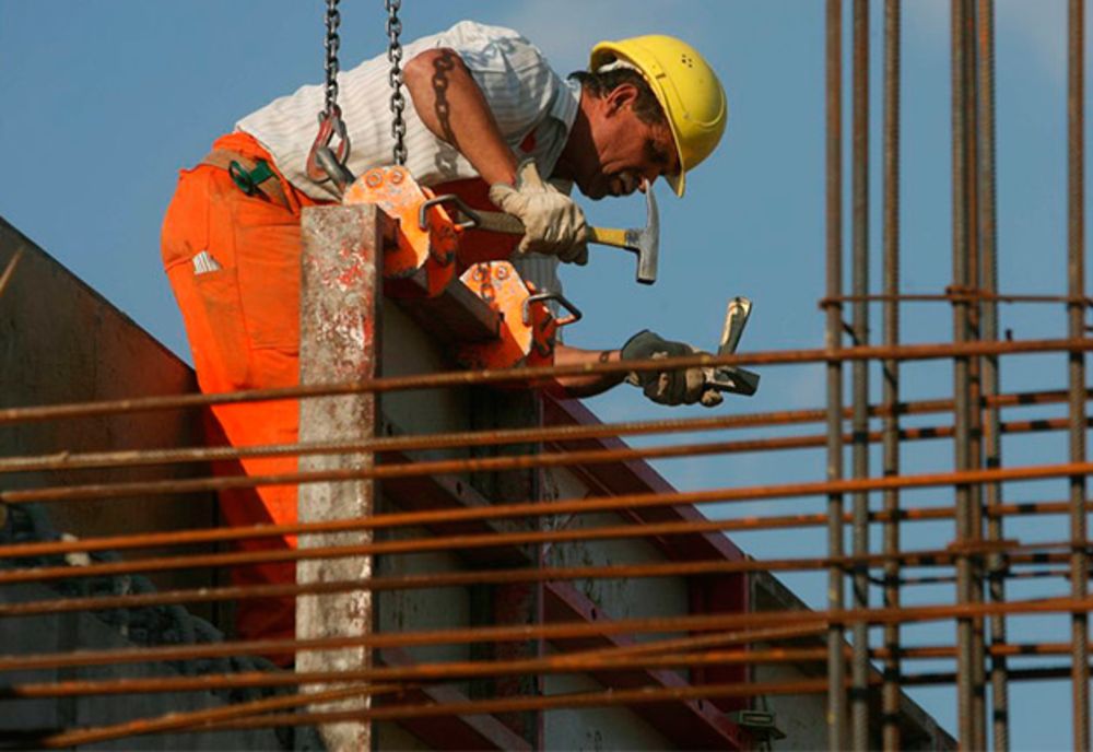 Firmele de construcții, verificate de inspectorii ITM Mehedinți 