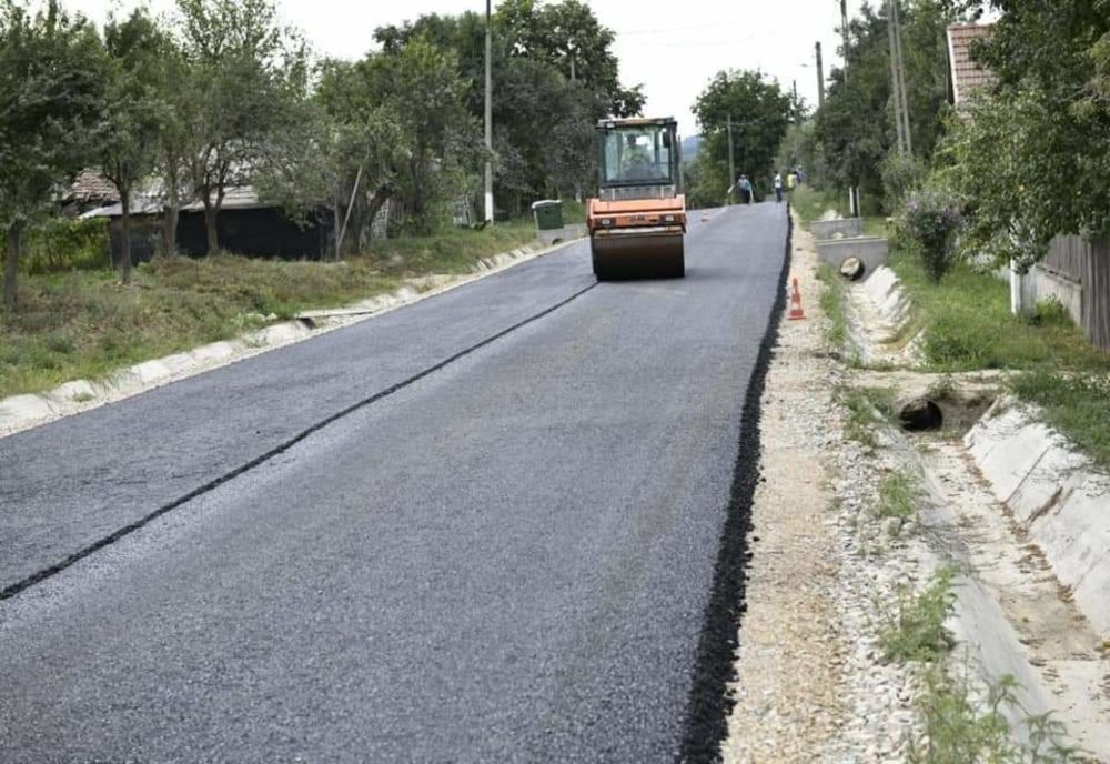 Lucrări în regim de noapte pe DJ 607, Grozești