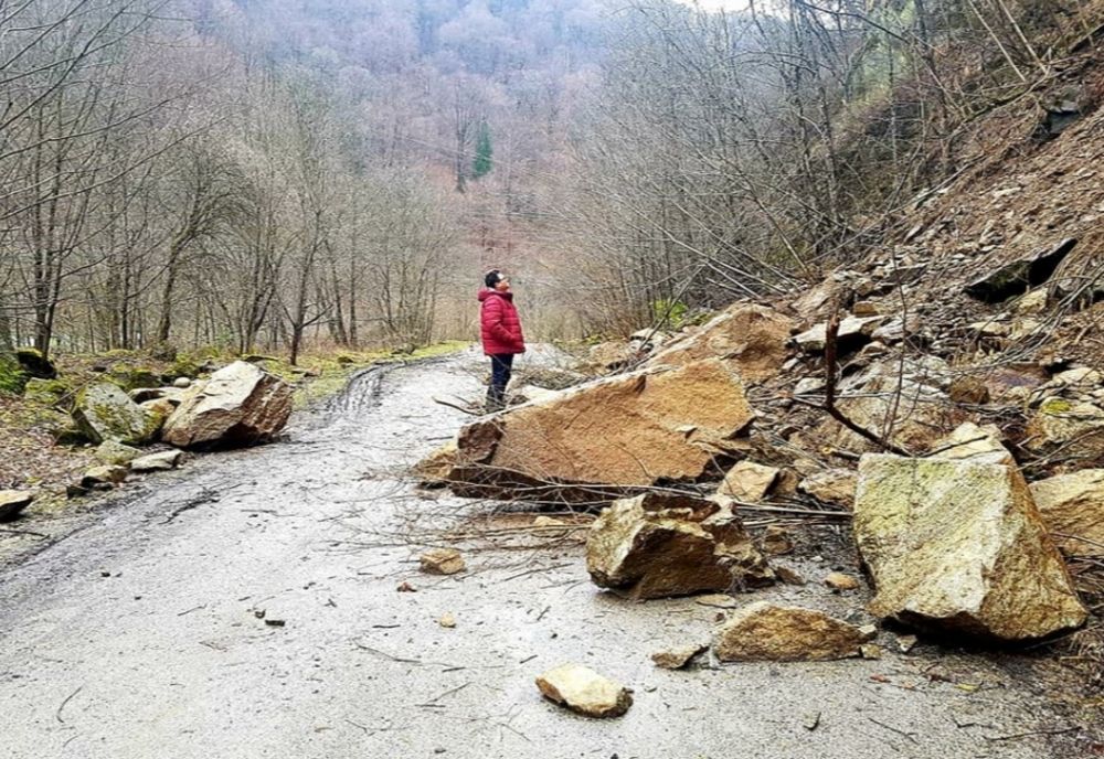 Trafic rutier complet blocat pe Clisura Dunării