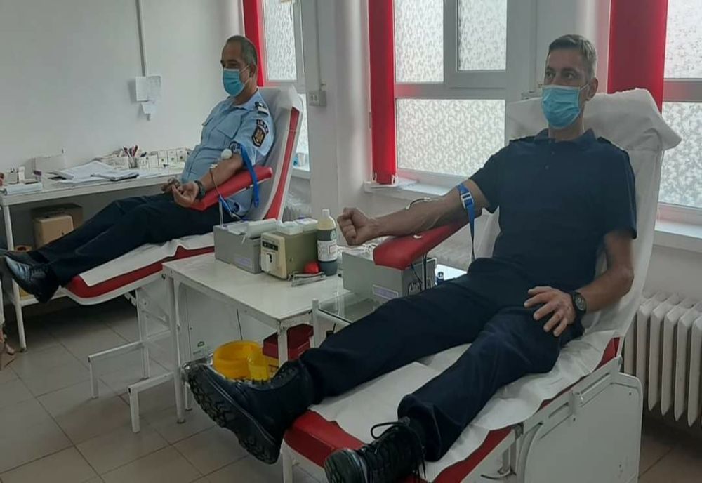 Pompierii din Mehedinți, campanie umanitară