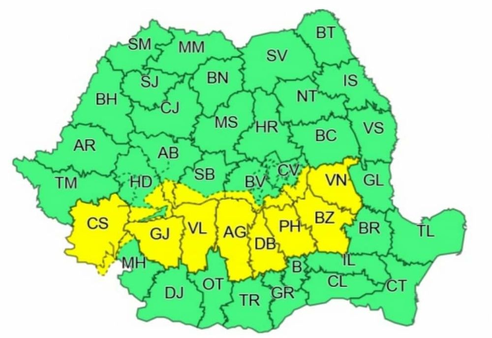 Pompierii mehedințeni, pregătiți să intervină. Cum să procedați în caz de căderi masive de zăpadă