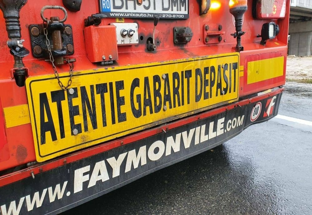 Transport agabaritic, în convoi, în România