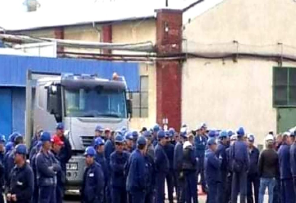 Grevă la Uzina de Vagoane din Drobeta Turnu Severin
