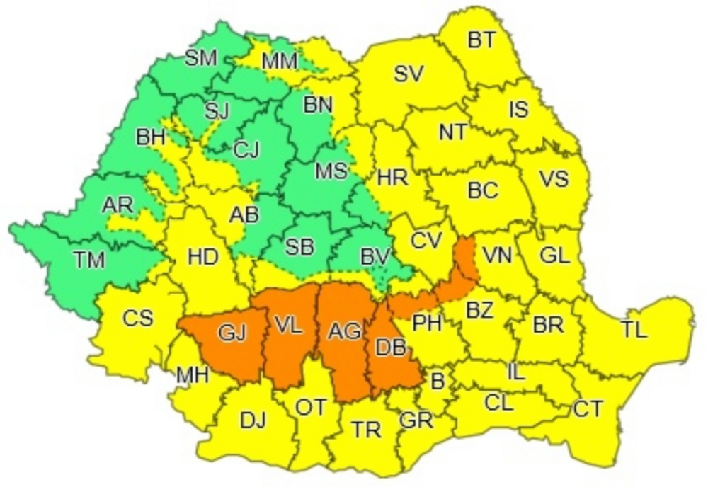 Avertizarea meteo, actualizată: cod PORTOCALIU de fenomene PERICULOASE