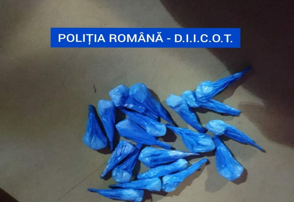 Traficanţii de droguri din Dolj, Olt şi Mehedinţi, săltaţi de DIICOT. 53 de percheziţii în cele trei judeţe
