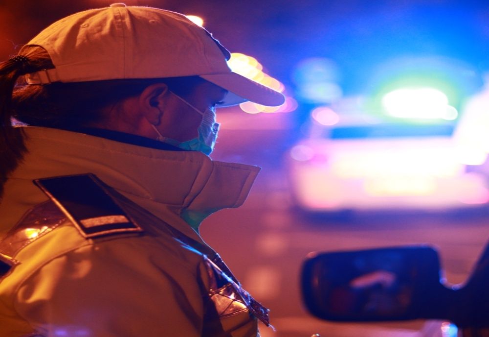 Acuzată că și-ar fi vândut nepoatele minore, pentru doi galbeni, în vederea căsătoriei cu doi minori