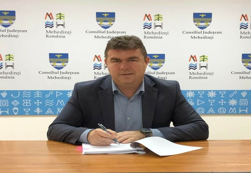 Heliport în Severin. Președintele Consiliului Județean a semnat contractul pentru execuția lucrărilor