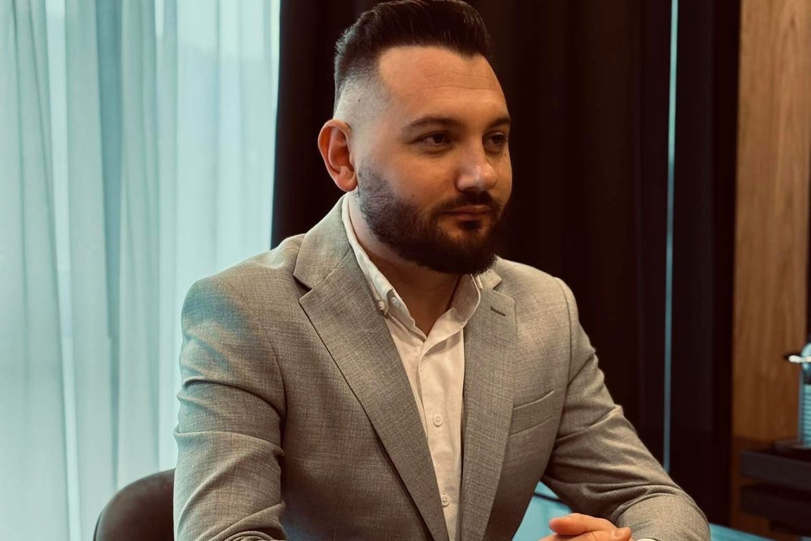 GOANȚĂ MĂDĂLIN,COORDONATORUL AUR ORȘOVA, FACE APEL CĂTRE ORȘOVENI: „PE 4 MAI, TOȚI LA VOT! ORȘOVA ARE VOCE!”