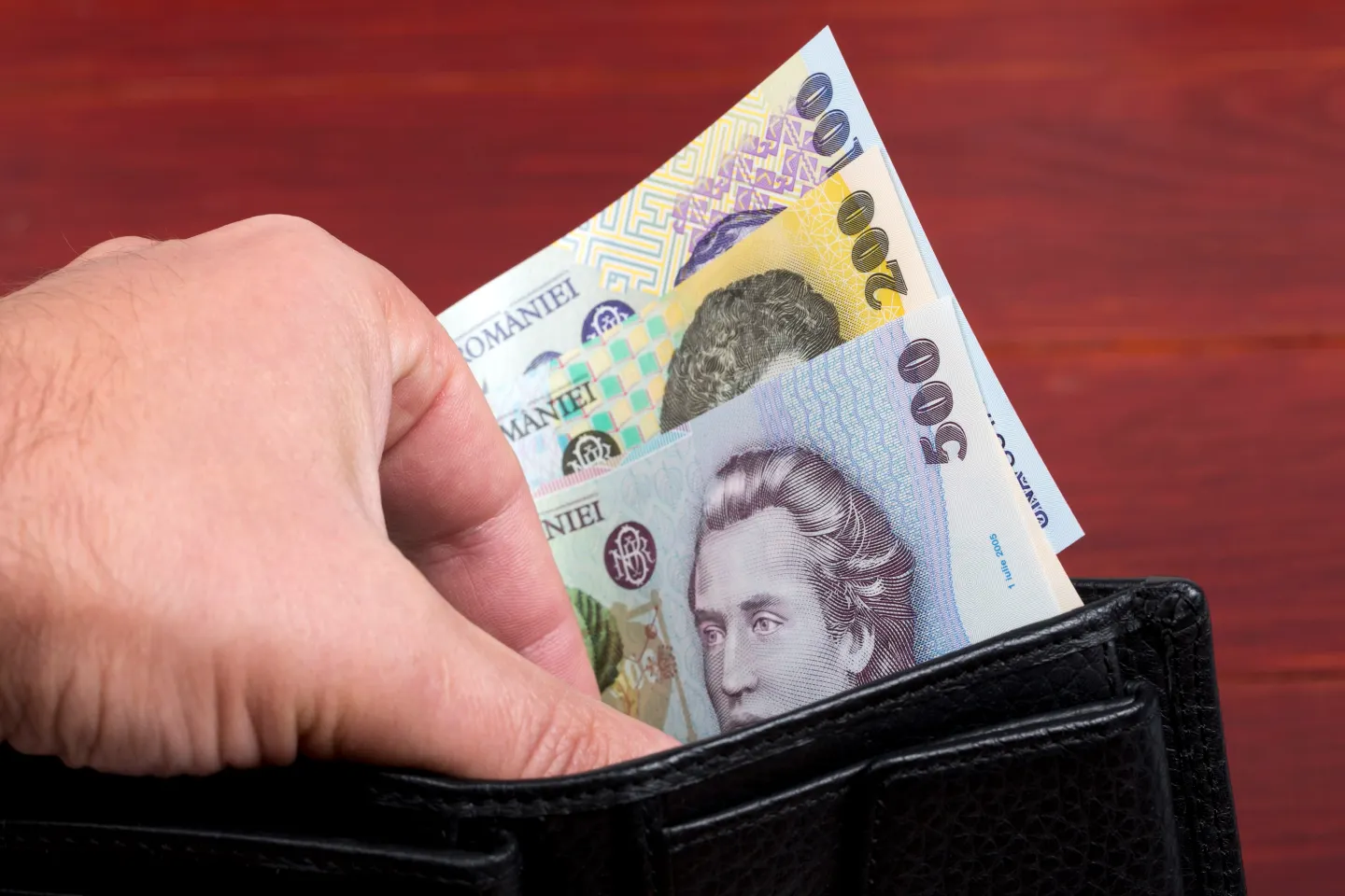 Investigație-bombă: puterea banului, deasupra legii fiscale