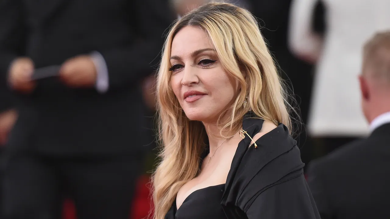 Madonna, jefuită după Coachella: oferă recompensă pentru ținutele dispărute