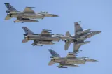 Spațiul aerian românesc, brăzdat de avioane militare turcești. Ce eveniment a avut loc