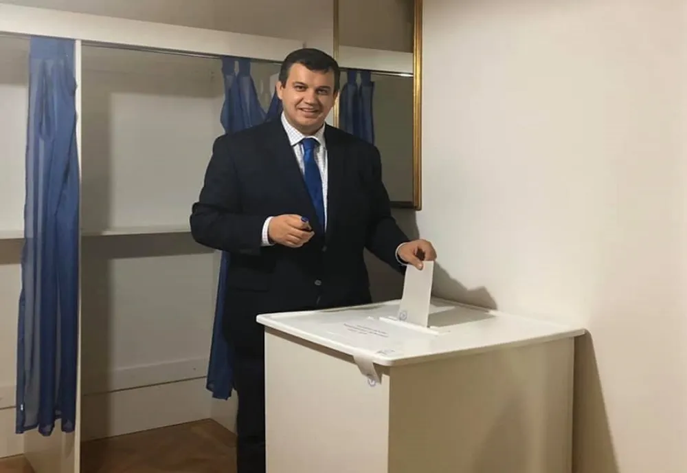 EUGEN TOMAC A VOTAT ÎN VALEA TIMOCULUI 