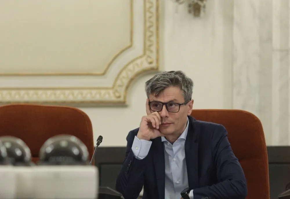 Președintele PNL Mehedinți îl acuză pe Aladin Georgescu că a lăsat fără salarii peste 750 de persoane