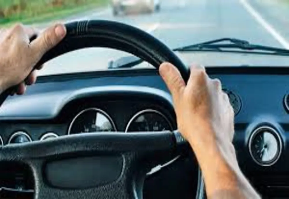 I-a încredințat autoturismul unei adolescente de 16 ani