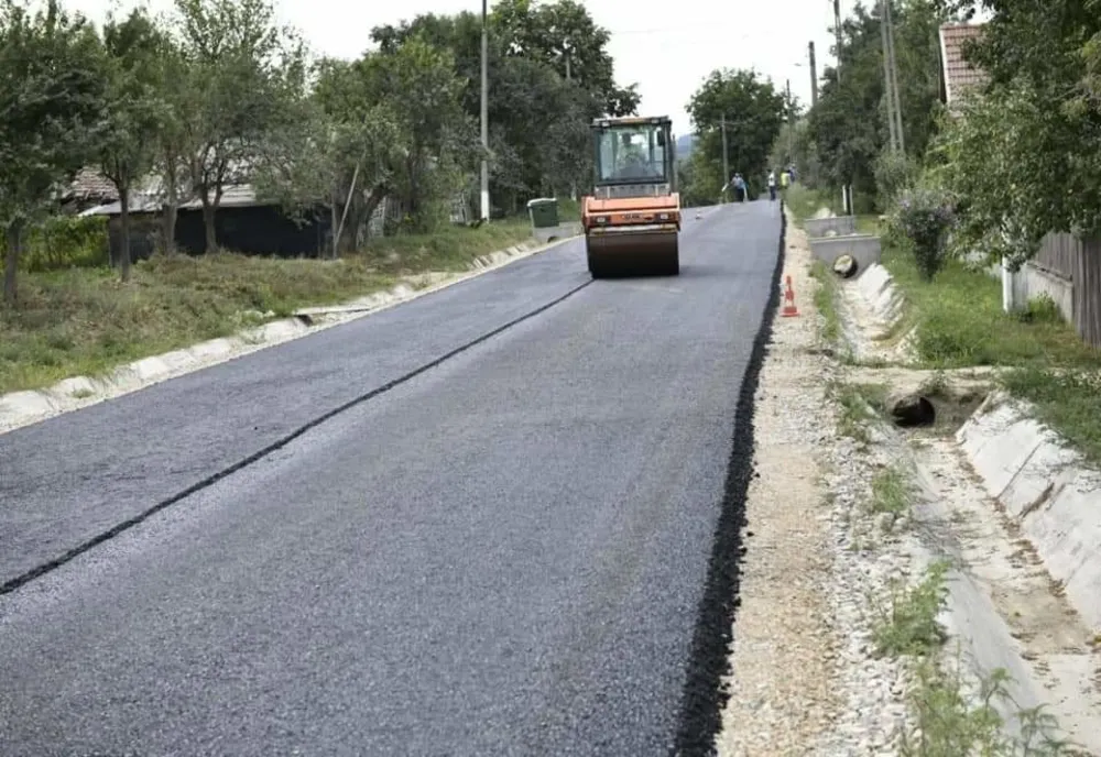 Lucrări în regim de noapte pe DJ 607, Grozești