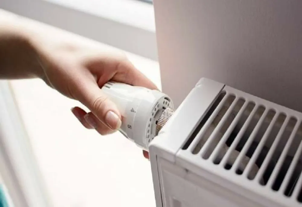 250 de milioane de lei pentru încălzirea pe bază de păcură, cărbune şi biomasă. Ministerul Dezvoltării a repartizat 250 de milioane de lei în cadrul programului de sprijin