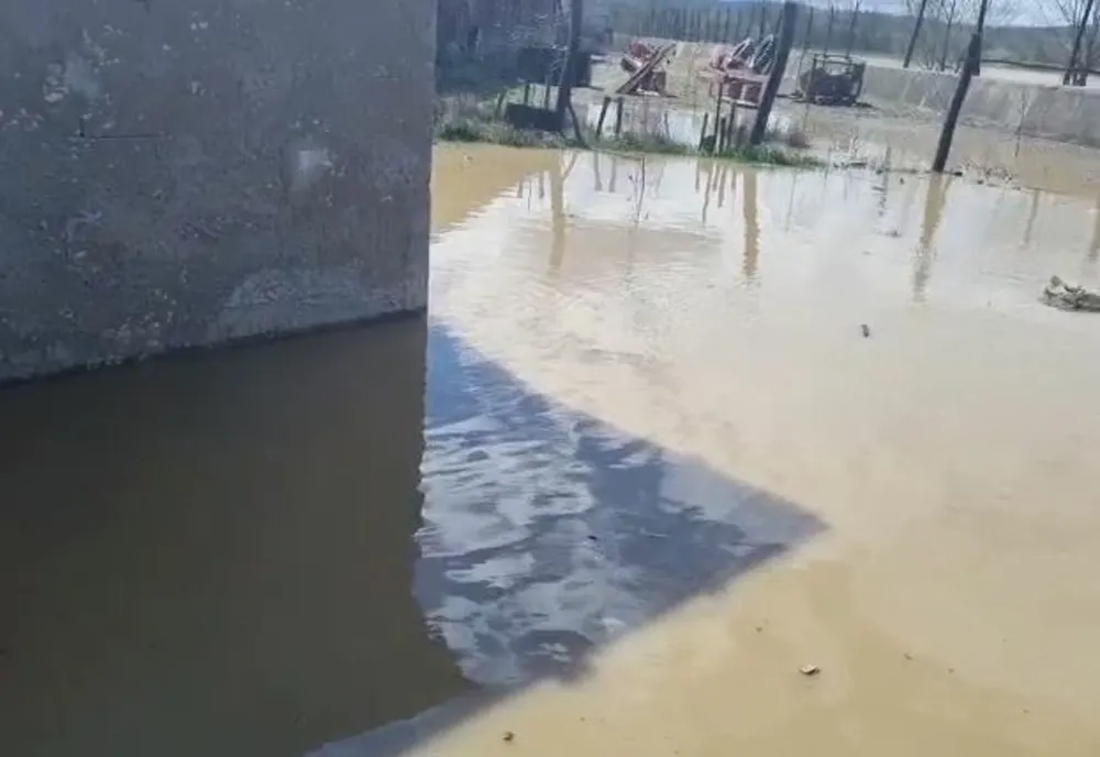 Avertizare Cod Galben de inundații, valabilă până miercuri