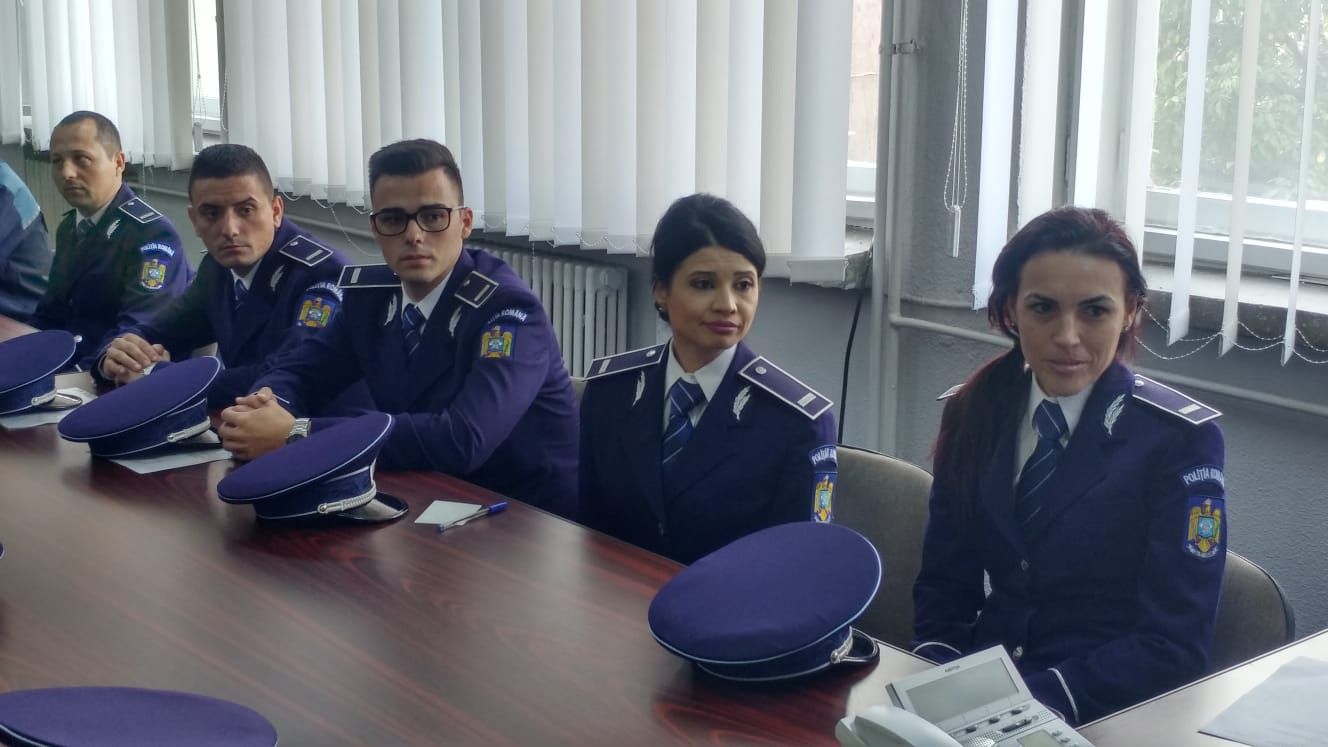 45541132_1630756697030052_2817162052668227584_n