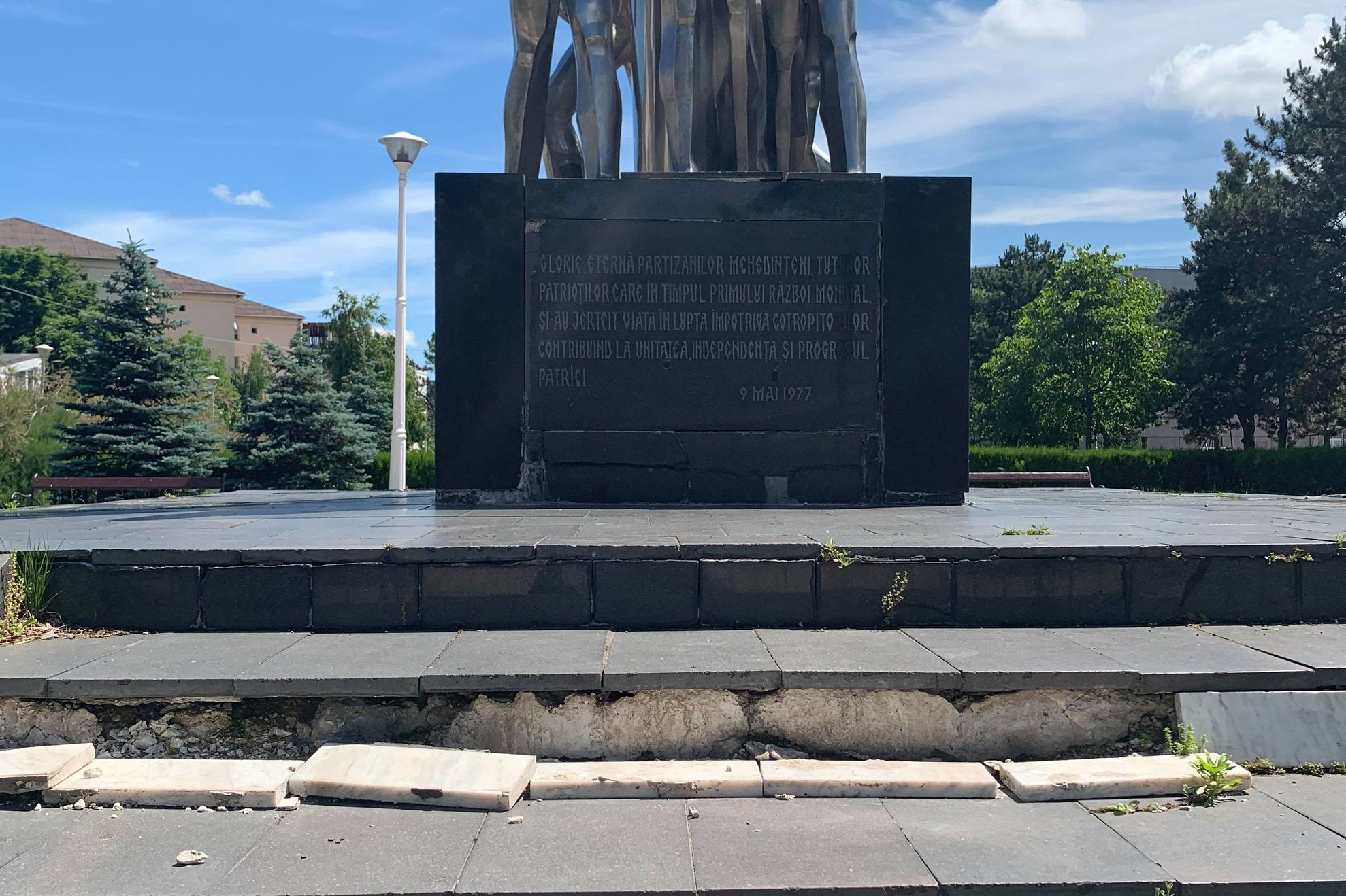 61287065_316154069294847_8140478741353594880_n