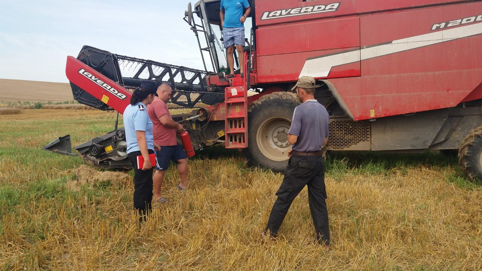 pompieri la recoltat