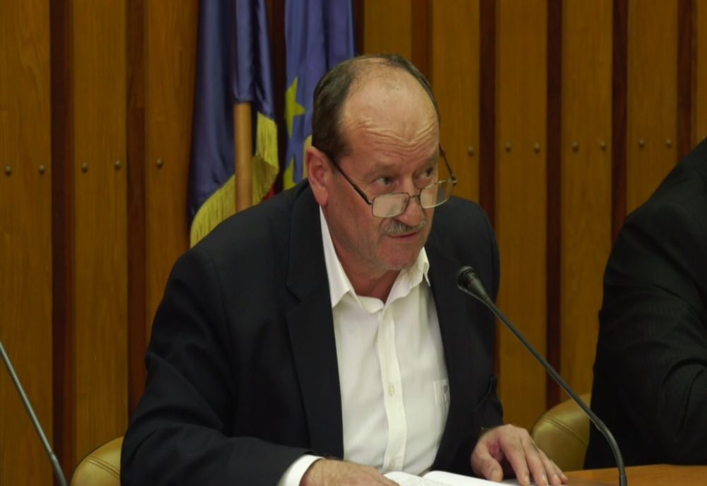 Prefectul de Mehedinți și-a luat la revedere de la membrii Colegiului Prefectural