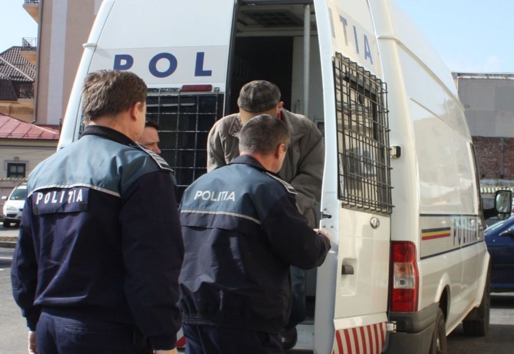 Sârb depistat la muncă ilegală în Strehaia