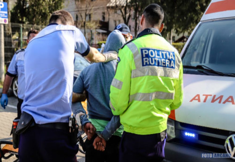 Procurorii din Turnu Severin au deschis două dosare penale pentru zădărnicirea combaterii bolii 