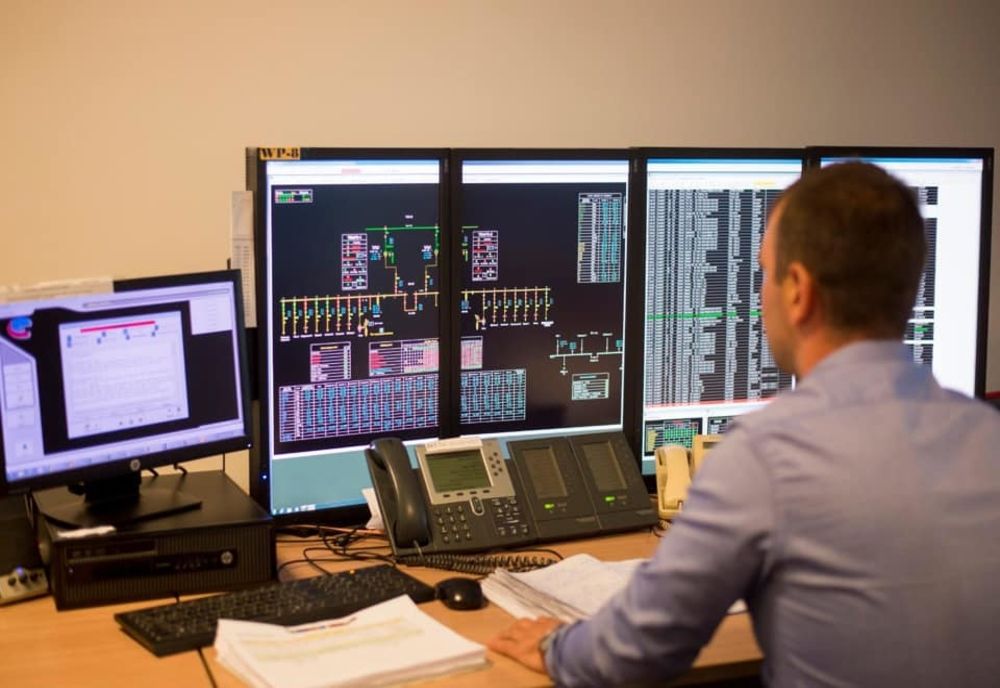 Angajații cu funcții esențiale la Distribuție Oltenia, izolați la locul de muncă