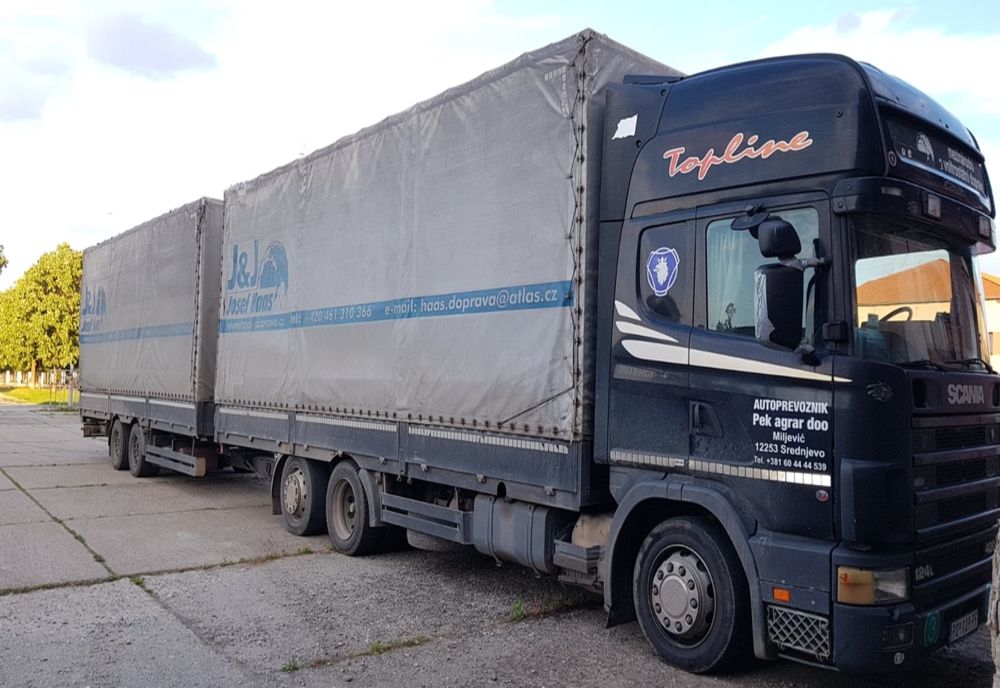 TIR încărcat cu țigări de contrabandă, depistat de polițiștii de frontieră în Vama Porțile de Fier I