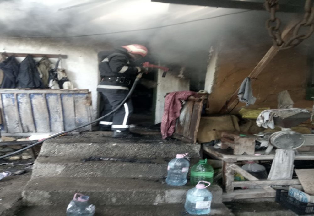 32 de misiuni ale pompierilor mehedințeni în ultimele 24 de ore