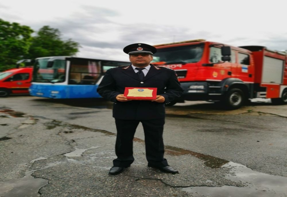 Moment emoționant la ISU Mehedinți: retragere la pensie pe vreme de pandemie