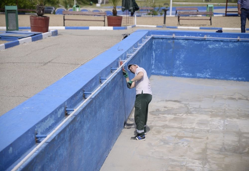 Ștrandul balnear de la Schela Cladovei, pregătit pentru deschidere