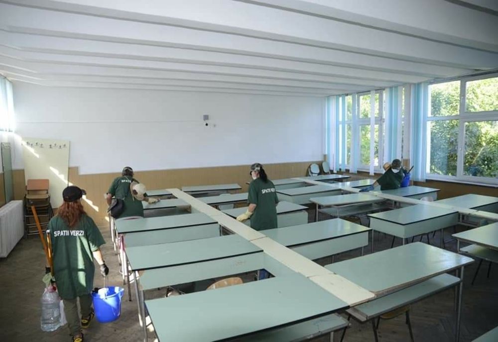 Igienizare în grădinițele, școlile și liceele din Severin