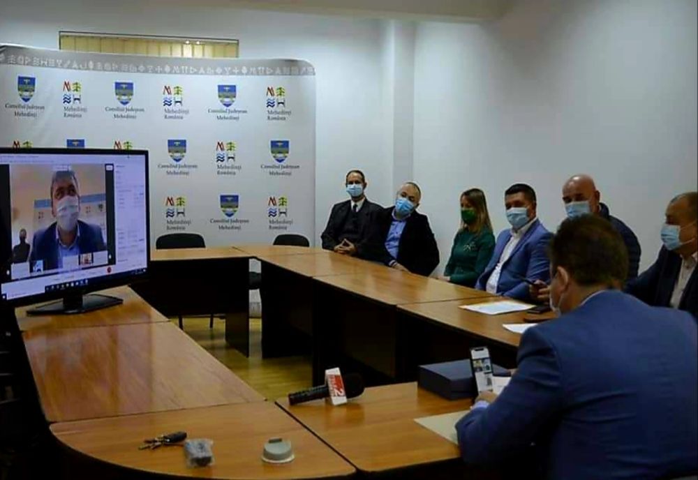 Cinci consilieri județeni mehedințeni au fost învestiți în funcții