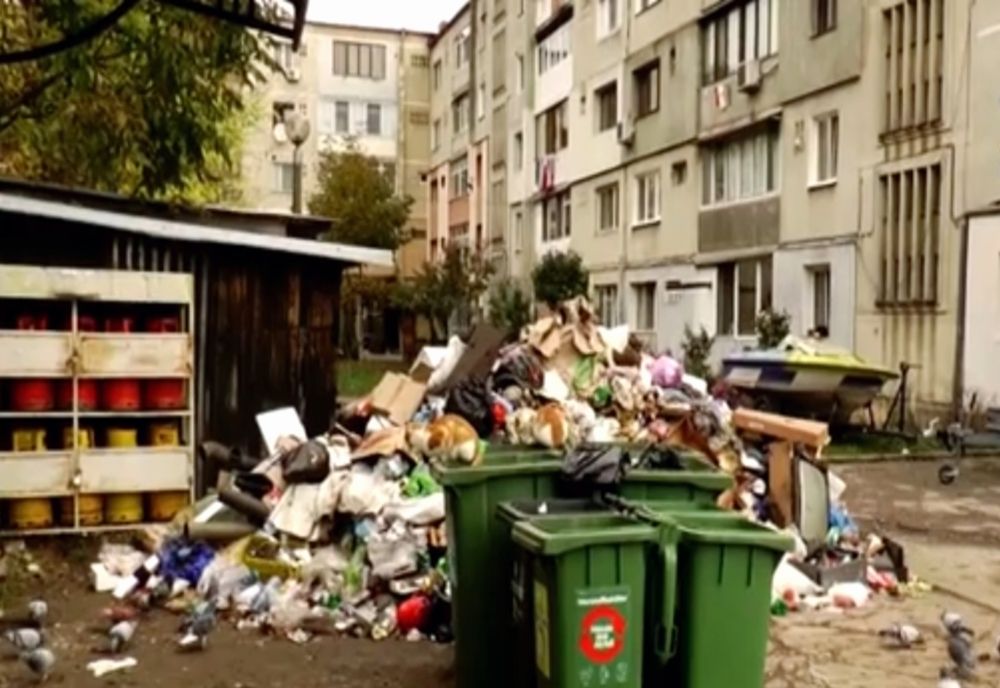 Din nou gunoaie în Orșova, orașul care a primit o amendă recor din această cauză